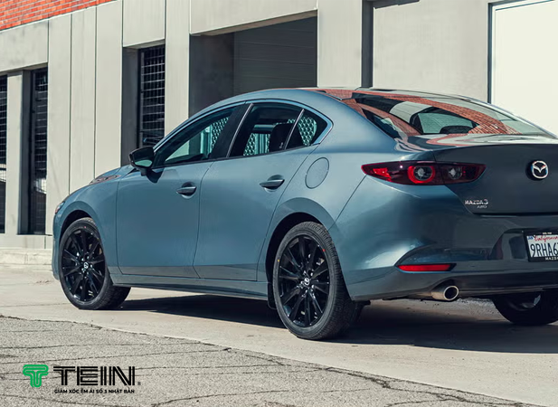 hệ thống giảm xóc zincủa Mazda3 có thể bộc lộ hạn chế