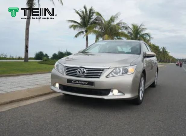 Ngoại hình xe Toyota Camry 2012
