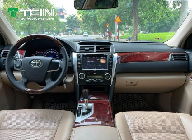 Nội thất xe Toyota Camry 2012