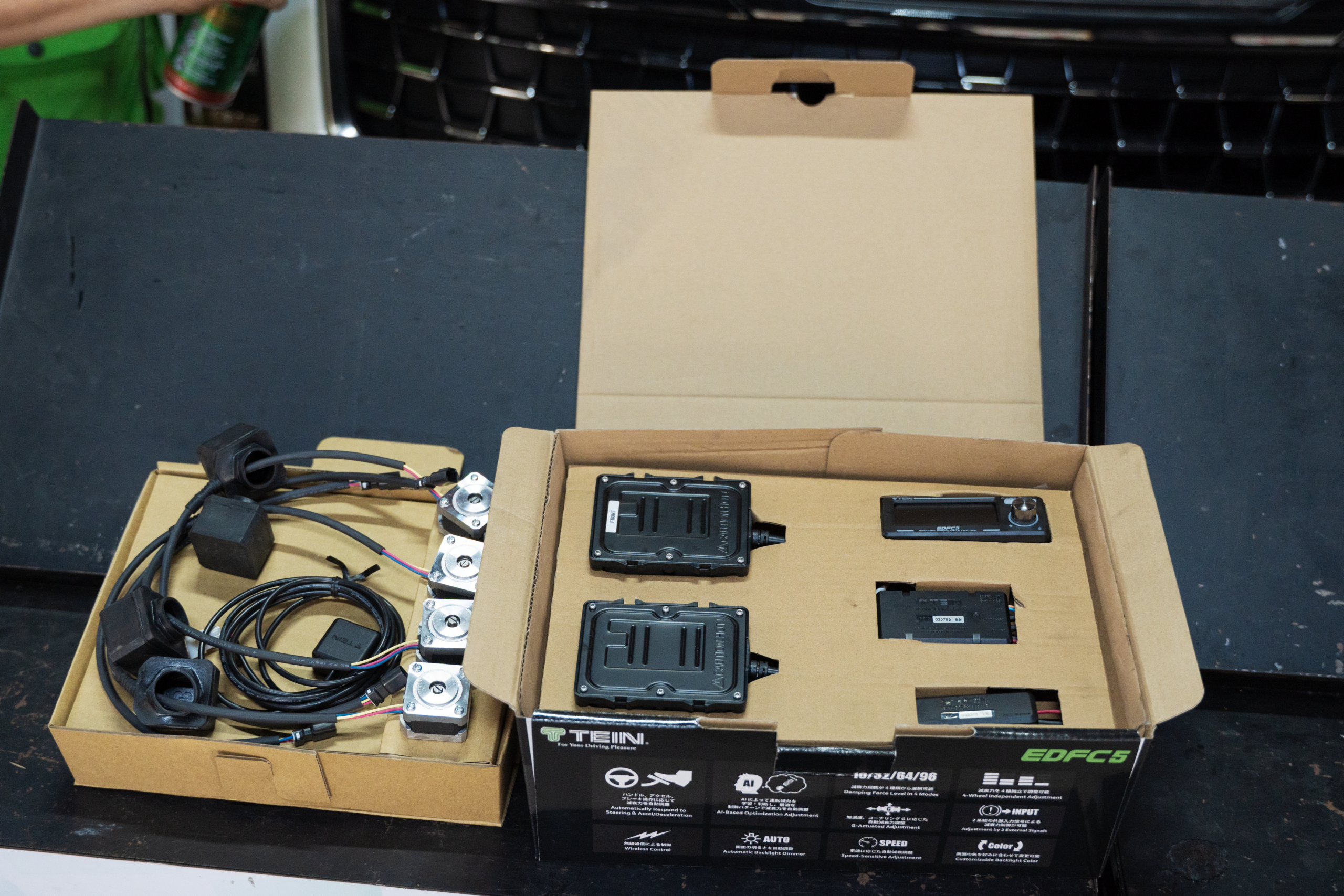 TEIN EDFC 5 – Bộ điều khiển lực giảm chấn điện tử thông minh tích hợp AI & GPS